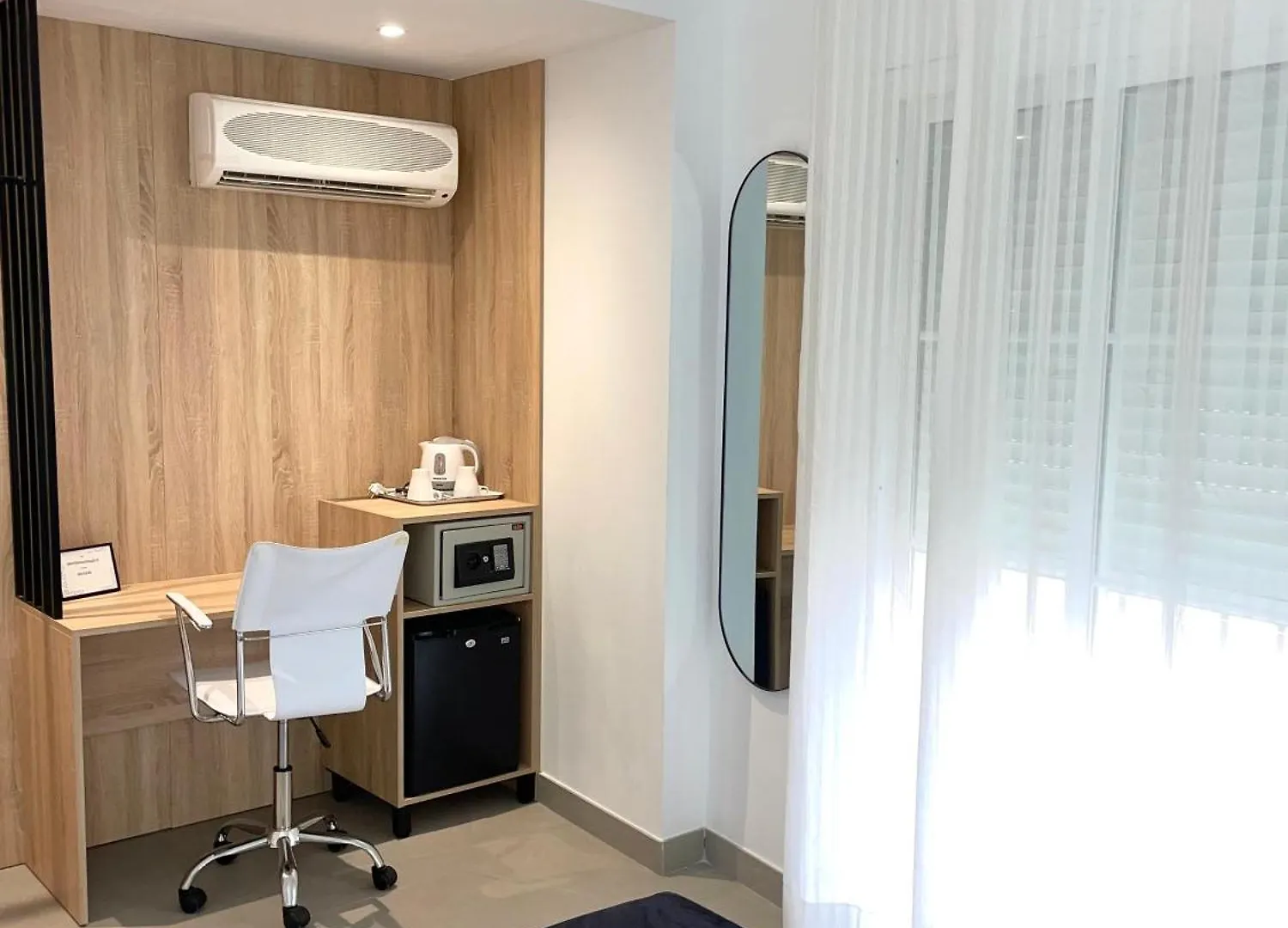 Hostal Apartamentos Abril Nerja Pensión