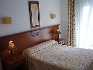 Pensión Hostal Apartamentos Abril Nerja