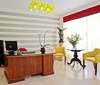 ** Pensión Hostal Apartamentos Abril Nerja España