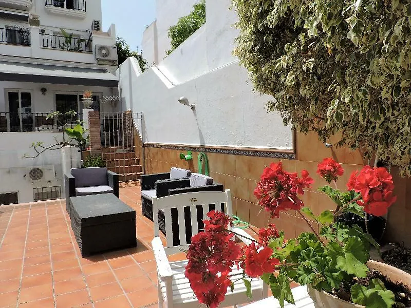 Pensión Hostal Apartamentos Abril Nerja