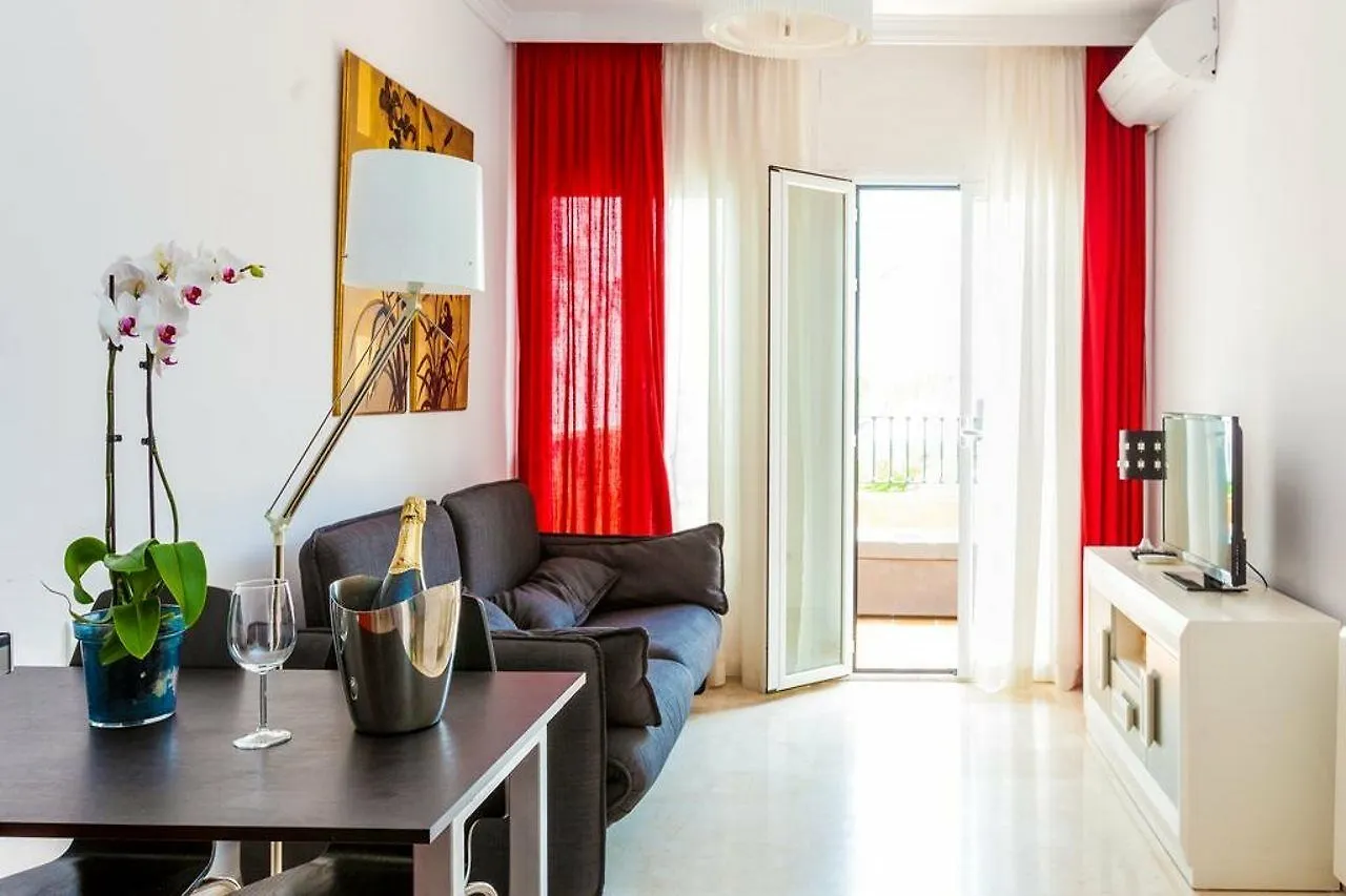 Hostal Apartamentos Abril Nerja Pensión