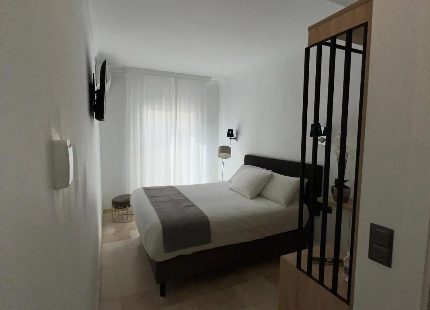 Abril Nerja Hotel