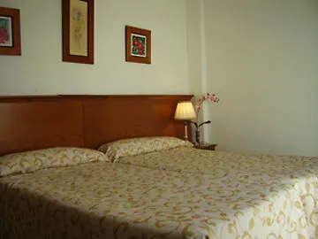 Hotel Abril Nerja 2*,